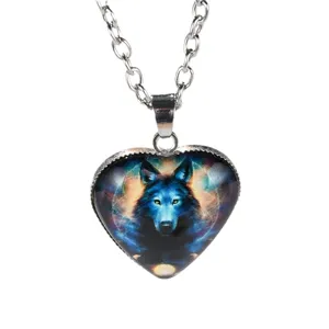 Men's wolf totem heart pendant necklace silver chain fashion jewelry gift accessory