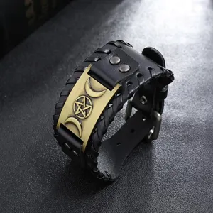 Bracelet large en cuir punk pour homme avec totem pentagramme viking et plaque en metal.