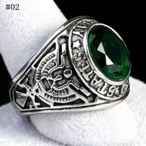 Vintage US military style alloy ring with green gemstone eagle relief for men fashion