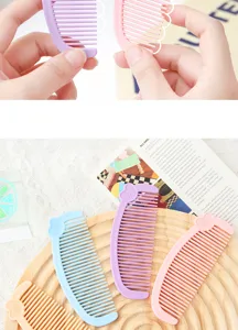 Mini cute cartoon heart hair comb portable student children daily hair styling tool plastic