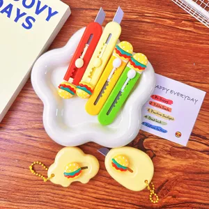 Mini cutter burger mignon couteau de poche portable papeterie pour loisirs créatifs.