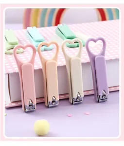 Tagliaunghie a cuore color caramella strumento di manicure portatile carino per unghie