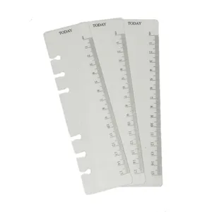 Regla marcapaginas divisor para agenda de anillas A6 con escala centimetrada y texto TODAY.