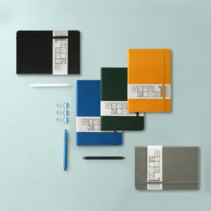 Agenda tascabile A5 con elastico e fascia, vari colori disponibili per uso ufficio.