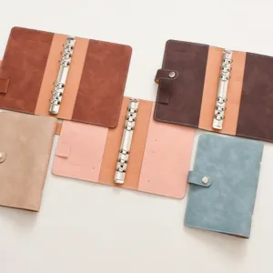 Agenda taccuino con raccoglitore ad anelli in pelle PU A6 con meccanismo metallico e tasche