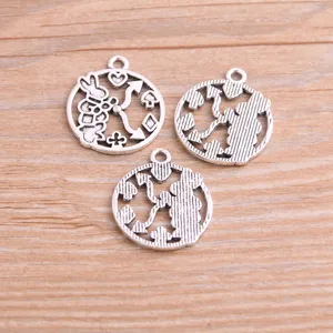 DIY accessori per gioielli in lega ciondoli con orologio da coniglio rotondi per artigianato.