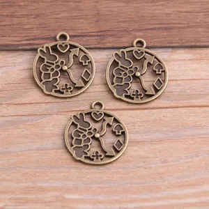 Ciondoli in lega orologio coniglio bronzo antico, componenti per gioielli fai da te accessori.
