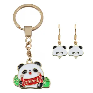 Charmanter chinesischer Stil DIY Legierung Öl-Tropfen Panda Anhänger Ohrringe Detailansicht.