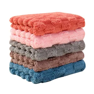 Absorbent coral fleece hanging hand towel set for kitchen and bathroom, quick drying.
