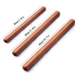 Detail van houten deegroller set met drie verschillende lengtes en duidelijke afmetingslijnen.