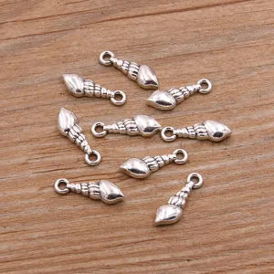 Ciondoli a forma di conchiglia color argento in lega di zinco accessori gioielli vista.