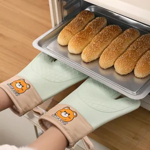 Gants de four en silicone épaissis résistants à la chaleur avec joli motif d'ours