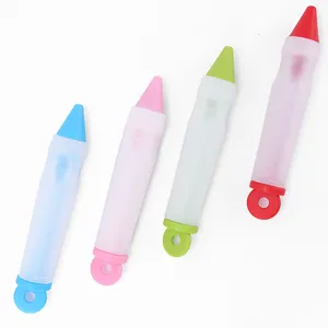 Siliconen spuitpen set voor taart en koekjes decoratie, DIY bakgereedschap met kleurrijke tips.