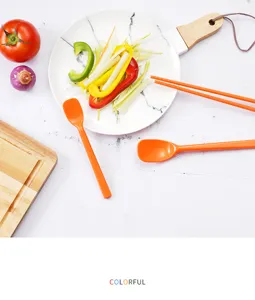 Set cucchiaio da addestramento e bacchette in silicone per neonati, stoviglie sicure.