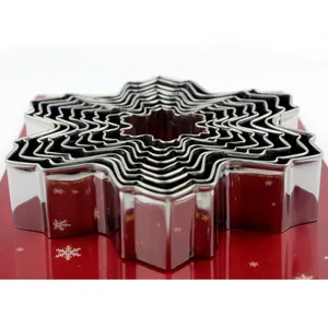 9-piece stainless steel snowflake cookie cutter set, metal DIY baking mold for pastry.