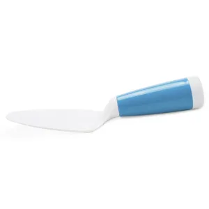 Plastic taartschep taartspatel keukengereedschap met ergonomisch blauw handvat voor dessert.