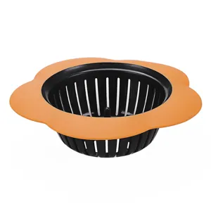 Panier de filtre d'évier de cuisine en plastique avec bordure de fleur orange pratique.