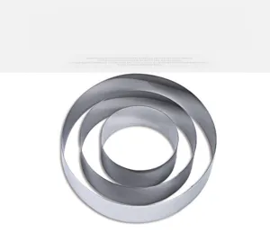Set de 3 moules à gâteaux ronds en acier inoxydable, cercle de pâtisserie durable pour cuisine.