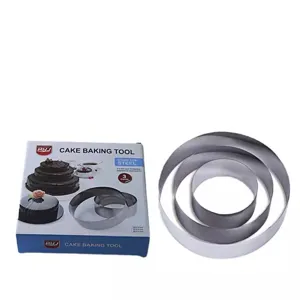 Ensemble de 3 anneaux ronds de moule à gâteau en acier inoxydable avec boîte pour pâtisserie.
