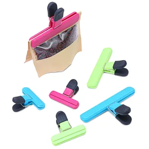 Clip di tenuta in plastica colorata per sacchetti di snack, morsetti alimentari per la cucina.
