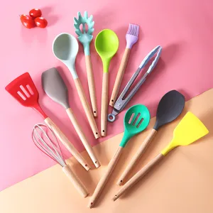 Colorful Silicone Kitchen Utensils Set With Wooden Handles Cooking Tools With Storage Holder For Non-Stick Cookware