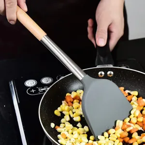 Silikon Kochutensilien Hitzebeständige Küche Spatel Suppenlöffel Schaumlöffel Mit Buchenholzgriff Antihaft Kochgeschirr Werkzeug