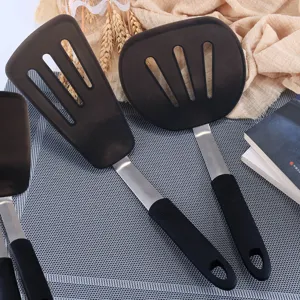 Silicone Non Stick Cooking Spatula High Temperature Resistant Kitchen Utensil Solid And Slotted Turner For Home Kitchen