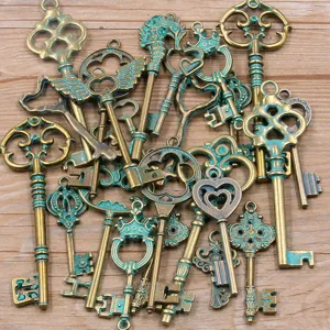 Antike Bronze Legierung Schlüssel Anhänger Charms sortiert Steampunk DIY Schmuck Zubehör 50g
