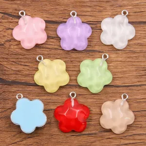 Bunte Harz Blumen Anhänger DIY Schmuck Zubehör Charms für Halskette Armband Basteln.