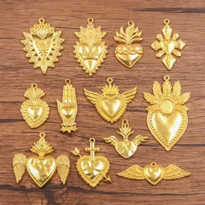 Vintage Alloy Sacred Heart Pendants Gold Electroplated Gothic Wings Cross Heart Charms For DIY Jewelry Making Bag Accessories