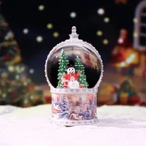 Veilleuse boule à neige de Noël, adorable design bonhomme de neige et sapin déco.