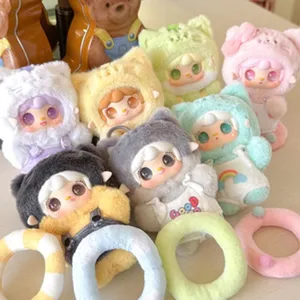 Llavero de muñeca de peluche caja ciega con capuchas de animales, regalo perfecto.