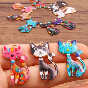 Pendentifs charms chat en alliage émaillé coloré pour la fabrication de bijoux DIY