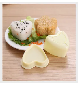 Stampo in plastica per polpette di riso a forma di cuore per sushi fai da te e bento accessorio