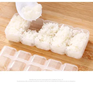 Set di stampi per sushi trasparenti a 5 scomparti con paletta per riso per bento fai da te.