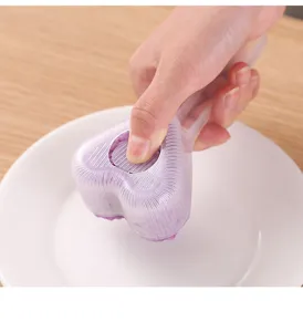 Herzförmige DIY Sushi Reisform aus Kunststoff Küchenbackwerkzeug für niedliche Bento-Zubereitung.