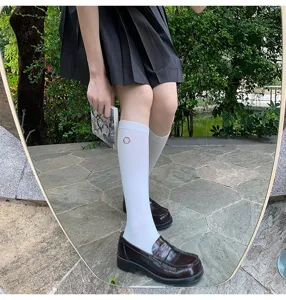 Japanse JK geborduurde witte kuitkousen voor dames, zachte katoenen schooluniformsokken.