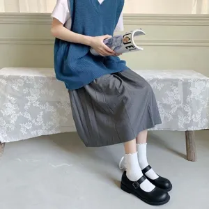 Japanische weiße Rüschen-Spitze Waden-Lolita-Socken mit süßem Schleifen-Detail.