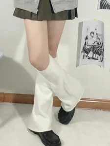 Chauffe-jambes tricotés blancs style japonais évasés chaussettes slouch Y2K mode femme