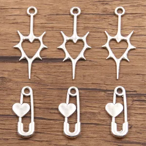 DIY Alloy Jewelry Accessories Hollow Heart Safety Pin Charms Pendants For Necklace Bag Jewelry Making Fashion Punk Y2K Accessories