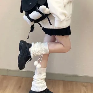 Jambières japonaises Lolita douces pour femmes chaussettes tricotées avec pompon hiver.
