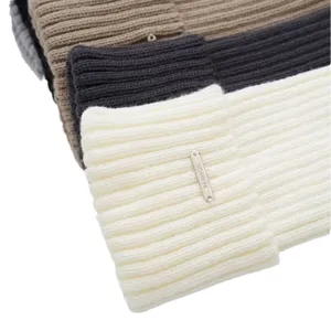Gestrickte Stulpen Winter warme Beinstulpen gerippte Sockenabdeckungen mit Metalletikett