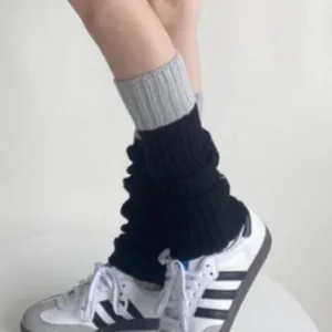 Knitted leg warmers colorblock contrast style casual winter warm cozy slouch socks