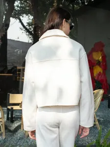 Casual white short jacket for women, stylish textured design for autumn daily wear.