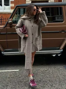 European and American style short knitted wool coat with matching long scarf for women.