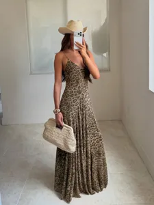Women Leopard Print Slip Dress Summer V-Neck Slim Maxi Dress European Style Chic Outfit
