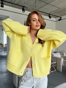 Cardigan de punto amarillo claro para mujer, suéter holgado y cómodo con prácticos bolsillos.