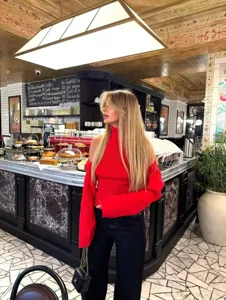 Κομψό γυναικείο κόκκινο πλεκτό πουλόβερ εξώμιο ψηλό λαιμό μακρυμάνικο τοπ φθινόπωρο