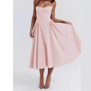 Women pink corset midi dress with sweetheart neckline flared elegant party dress for women