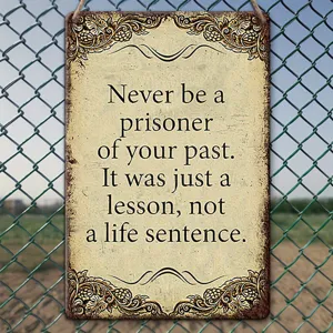 Detail view of motivational hanging sign featuring vintage design and inspiring English quote.